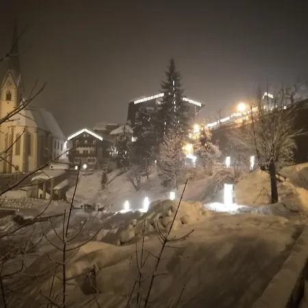 Berghaus Glockner, Niedermeyer * Heiligenblut