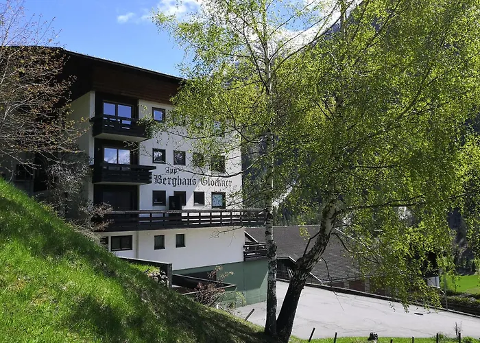 Berghaus Glockner, Niedermeyer Apartment